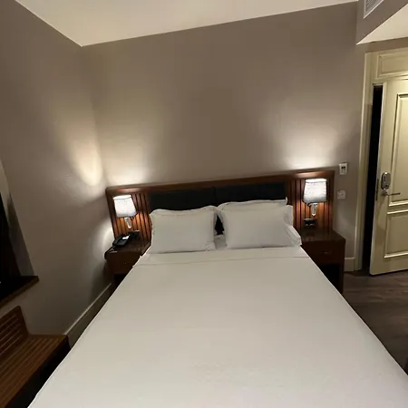 Dareyn Boutique Hotel *